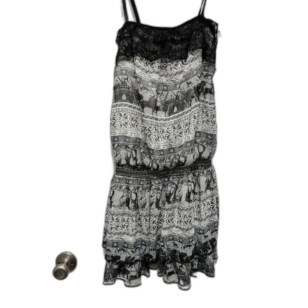 Black and white Molly Bracken dress